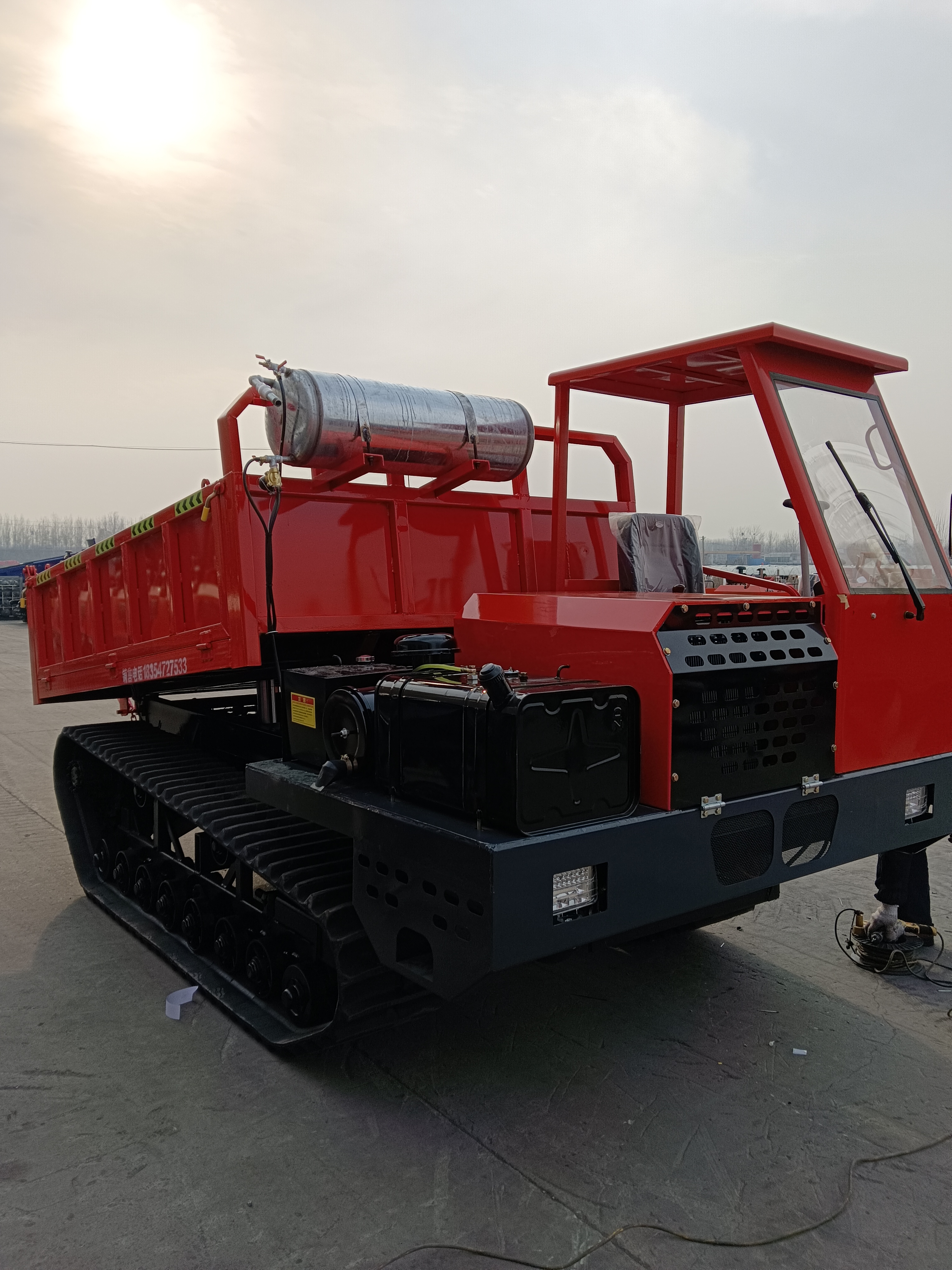 Tracked vehicle