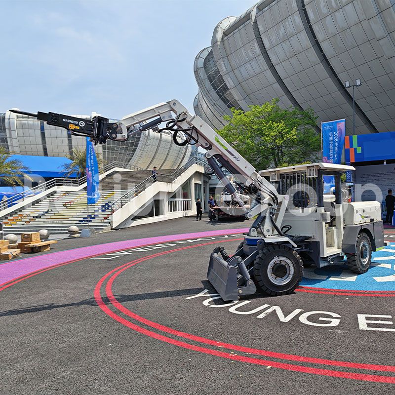 Underground Scaling Machine